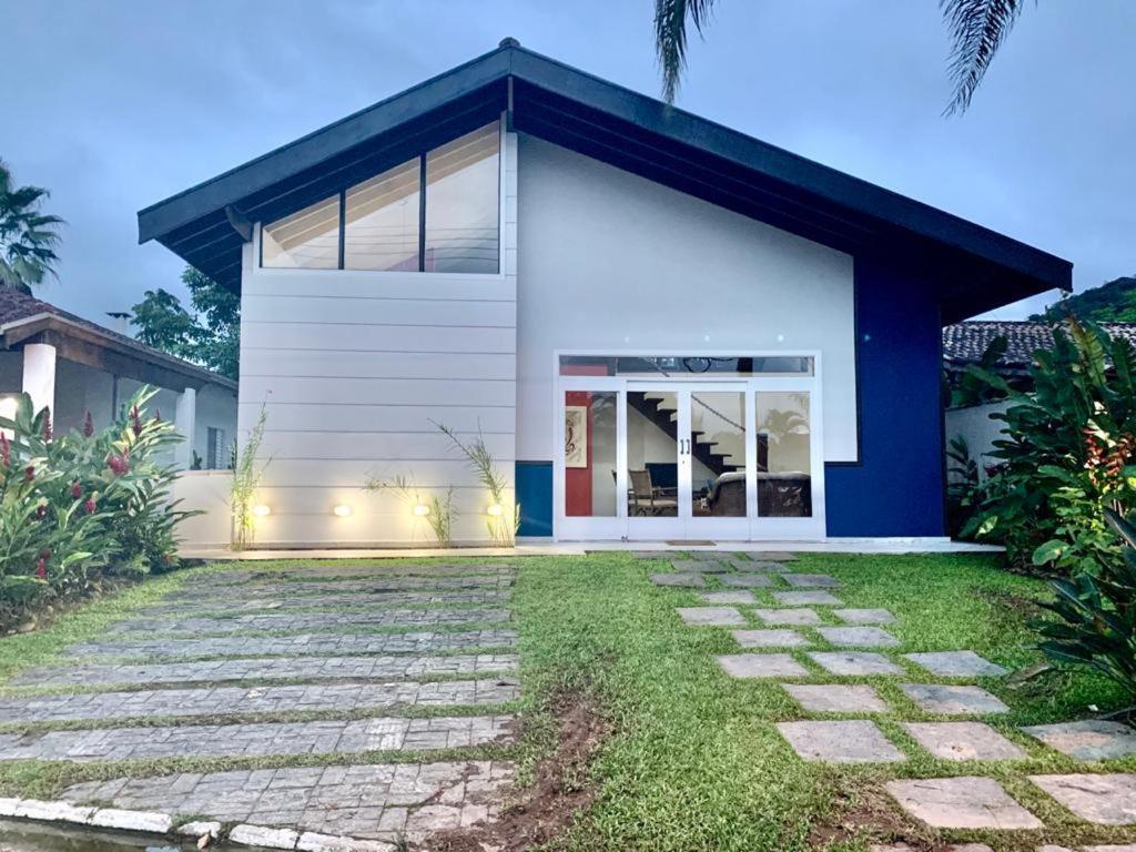 Casa Fechado *